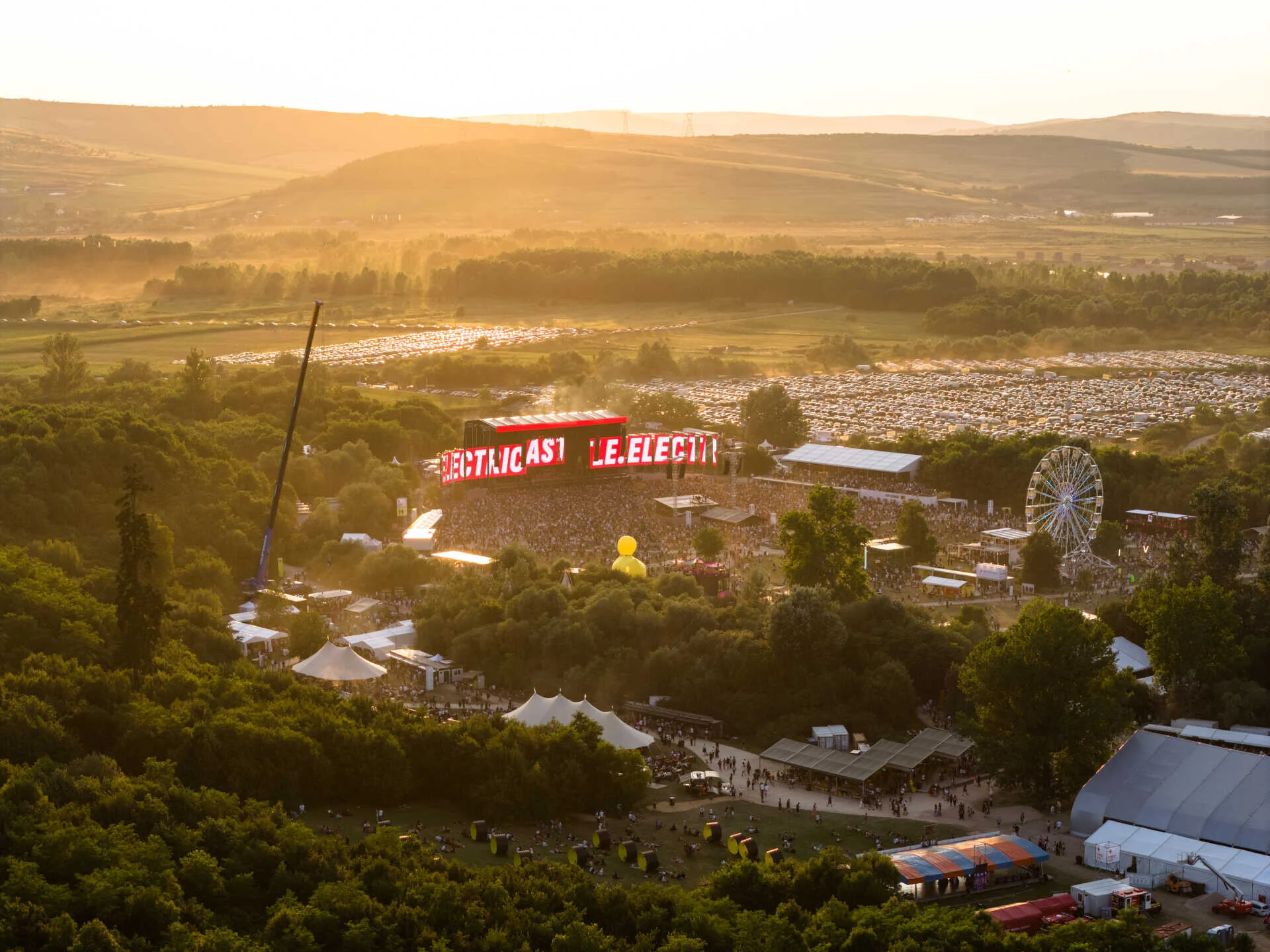 Teddy, Josh, Tyler - mulțumim! Electric Castle continuă cu noi headliners și surprize